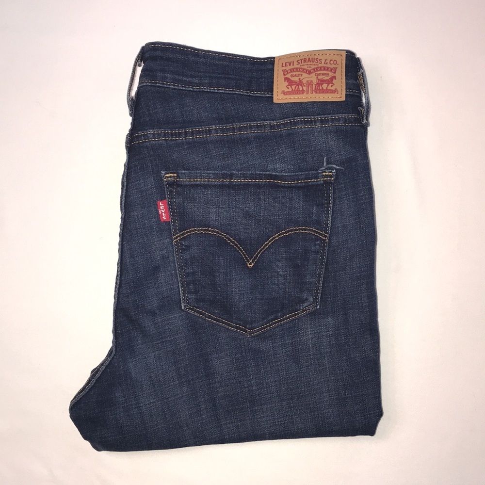 Levi's 721 High Rise Skinny Jean Size: 33